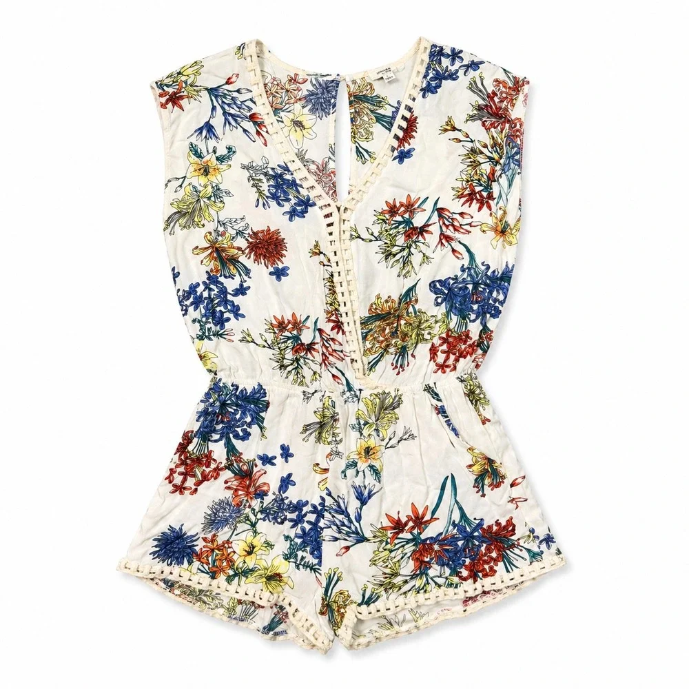 Umgee USA Floral Crochet Trim Romper Womens Large White V-Neck Sleeveless Boho - Picture 1 of 12